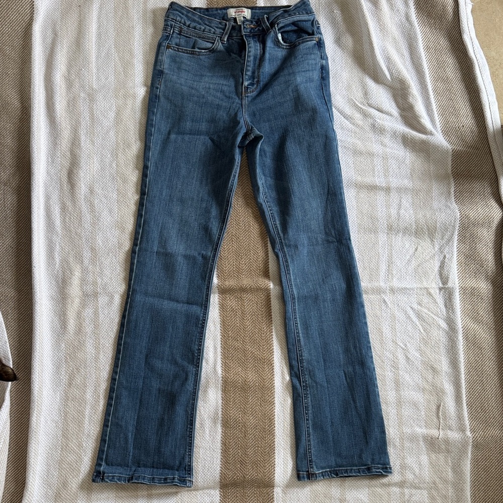 Wrangler Classic Blue Jeans